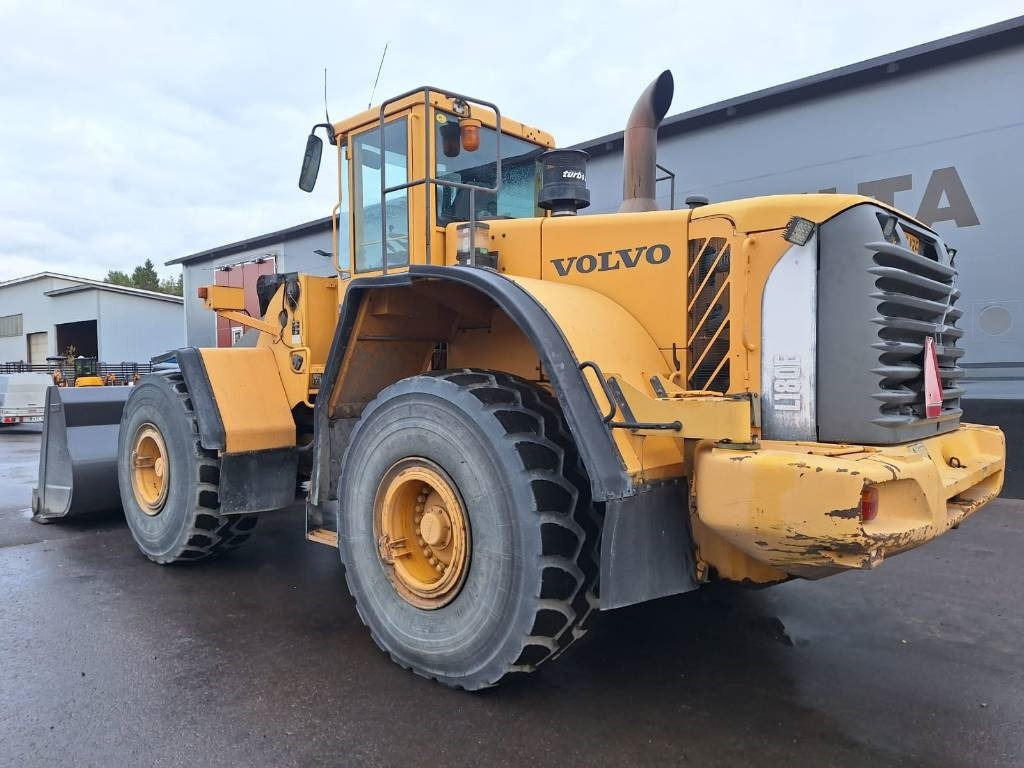 Volvo L180E VAAKALLA  - Cargadora de ruedas: foto 2 Volvo L180E VAAKALLA  - Cargadora de ruedas: foto 2
