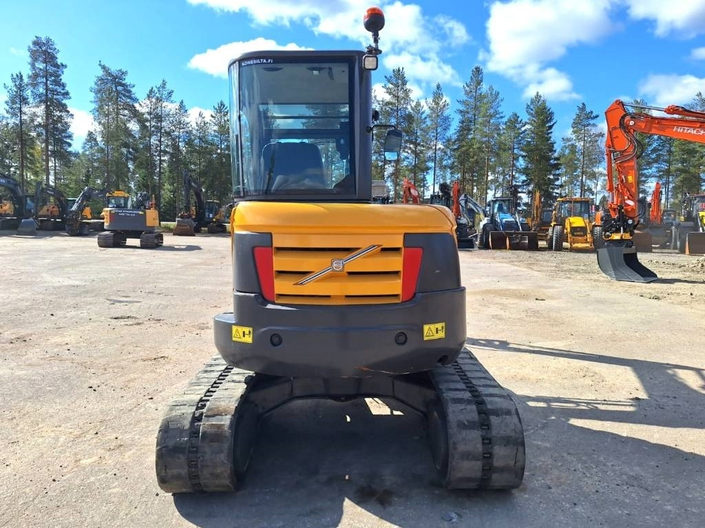 Volvo MYYTY! SOLD! ECR48C PYÖRITTÄJÄ PIHDEILLÄ - Miniexcavadora: foto 3 Volvo MYYTY! SOLD! ECR48C PYÖRITTÄJÄ PIHDEILLÄ - Miniexcavadora: foto 3