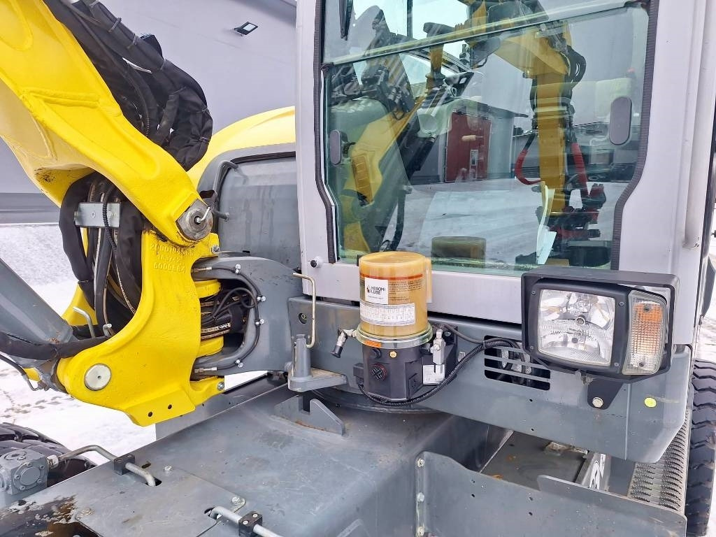 Wacker Neuson EW65 PYÖRITTÄJÄLLÄ - Excavadora de ruedas: foto 3 Wacker Neuson EW65 PYÖRITTÄJÄLLÄ - Excavadora de ruedas: foto 3