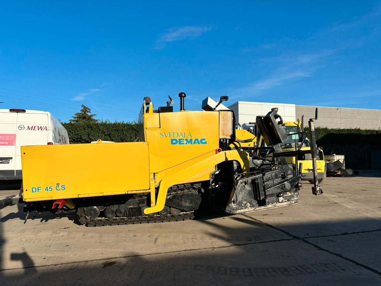 Demag DF 45 CS. SVEDALA. - Pavimentadora de asfalto: foto 3 Demag DF 45 CS. SVEDALA. - Pavimentadora de asfalto: foto 3