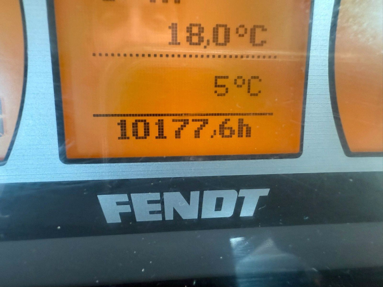 Tractor Fendt 828 VARIO: foto 16 Tractor Fendt 828 VARIO: foto 16