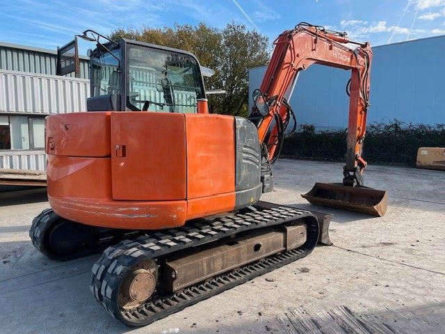 Hitachi ZX85USB-3. 2 Löffel. SW. Klima. - Miniexcavadora: foto 4 Hitachi ZX85USB-3. 2 Löffel. SW. Klima. - Miniexcavadora: foto 4