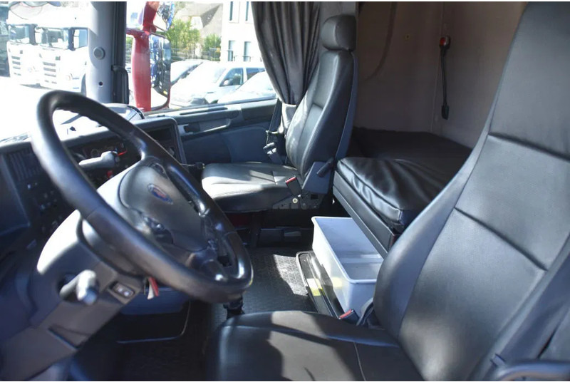 Scania R420 HL 6x2/4 - ADR FL - MANUAL - EURO 5 - 698 TKM - HYDRAULIC SYSTEM - LEATHER SEATS - XENON - - Cabeza tractora: foto 5 Scania R420 HL 6x2/4 - ADR FL - MANUAL - EURO 5 - 698 TKM - HYDRAULIC SYSTEM - LEATHER SEATS - XENON - - Cabeza tractora: foto 5