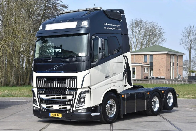 Volvo FH 16.750 Globetrotter XL 6x2 - RETARDER - FULL AIR - PARK. AIRCO - DYNAMIC STEERING - SLIDING FIFTH WHEEL - ALCOA'S - TOP CONDI - Cabeza tractora: foto 2 Volvo FH 16.750 Globetrotter XL 6x2 - RETARDER - FULL AIR - PARK. AIRCO - DYNAMIC STEERING - SLIDING FIFTH WHEEL - ALCOA'S - TOP CONDI - Cabeza tractora: foto 2