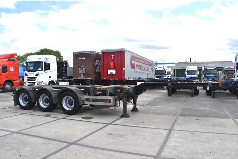 Pacton T3-010 - 2 x LIFT AXLE - BPW AXLES - DRUM BRAKES - 2 x EXTENDABLE - - Semirremolque portacontenedore/ Intercambiable: foto 5 Pacton T3-010 - 2 x LIFT AXLE - BPW AXLES - DRUM BRAKES - 2 x EXTENDABLE - - Semirremolque portacontenedore/ Intercambiable: foto 5