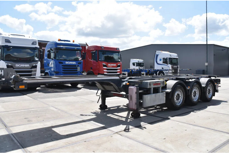 Renders HASTRAILER FCC - ALL CONNECTIONS - LIFT AXLE - 2 x EXTENDABLE - SAF AXLES - DISC BRAKES - EXCELLENT CONDITION - - Semirremolque portacontenedore/ Intercambiable: foto 5 Renders HASTRAILER FCC - ALL CONNECTIONS - LIFT AXLE - 2 x EXTENDABLE - SAF AXLES - DISC BRAKES - EXCELLENT CONDITION - - Semirremolque portacontenedore/ Intercambiable: foto 5