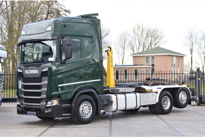 Scania S500 NGS 6x2*4 - HOOKLIFT SYSTEM - RETARDER - PARK. AIRCO - WHEELBASE: 475 CM - PTO - GOOD CONDITION - - Camión multibasculante: foto 2 Scania S500 NGS 6x2*4 - HOOKLIFT SYSTEM - RETARDER - PARK. AIRCO - WHEELBASE: 475 CM - PTO - GOOD CONDITION - - Camión multibasculante: foto 2