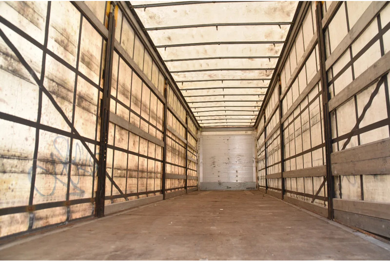 Schmitz Cargobull SCB*S3T - SLIDING CURTAINS/ROOF - DISC BRAKES - SAFETY ROOF - GOOD CONDITION - - Semirremolque lona: foto 3 Schmitz Cargobull SCB*S3T - SLIDING CURTAINS/ROOF - DISC BRAKES - SAFETY ROOF - GOOD CONDITION - - Semirremolque lona: foto 3