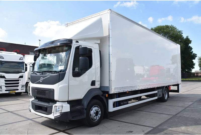 Volvo FL 280 4x2 + BOX - 163 TKM - AIRCO - DOUBLE CARGOFLOOR - ELEVATOR - REMOTE CONTROL - CAMERA - - Camión caja cerrada: foto 5 Volvo FL 280 4x2 + BOX - 163 TKM - AIRCO - DOUBLE CARGOFLOOR - ELEVATOR - REMOTE CONTROL - CAMERA - - Camión caja cerrada: foto 5