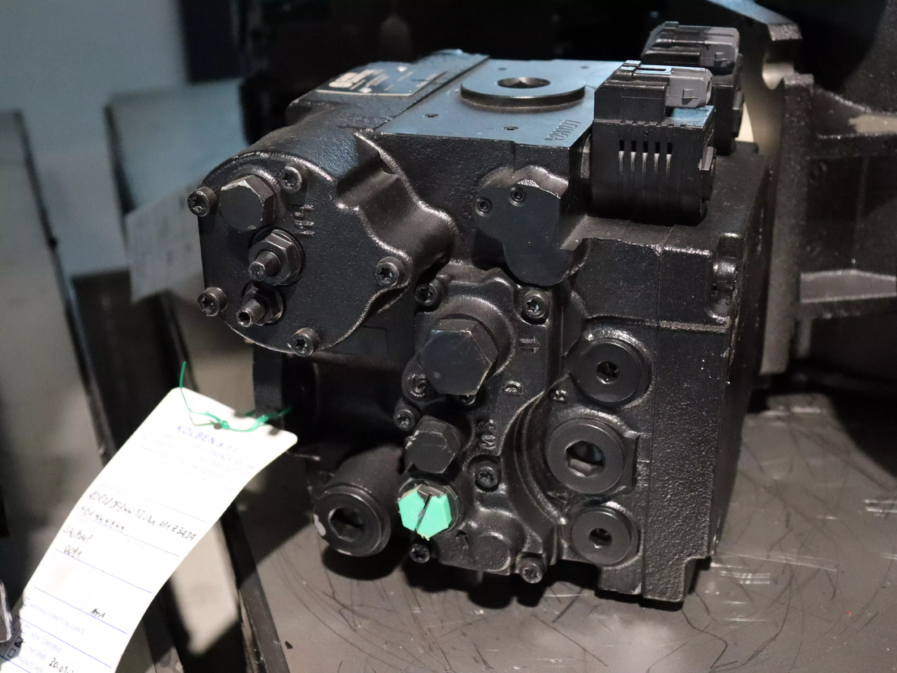 DANFOSS / SAUER 42R28DF8NN53UDXAP1Z3434N61NNNNN - Bomba hidráulica para Equipo de manutención: foto 3 DANFOSS / SAUER 42R28DF8NN53UDXAP1Z3434N61NNNNN - Bomba hidráulica para Equipo de manutención: foto 3
