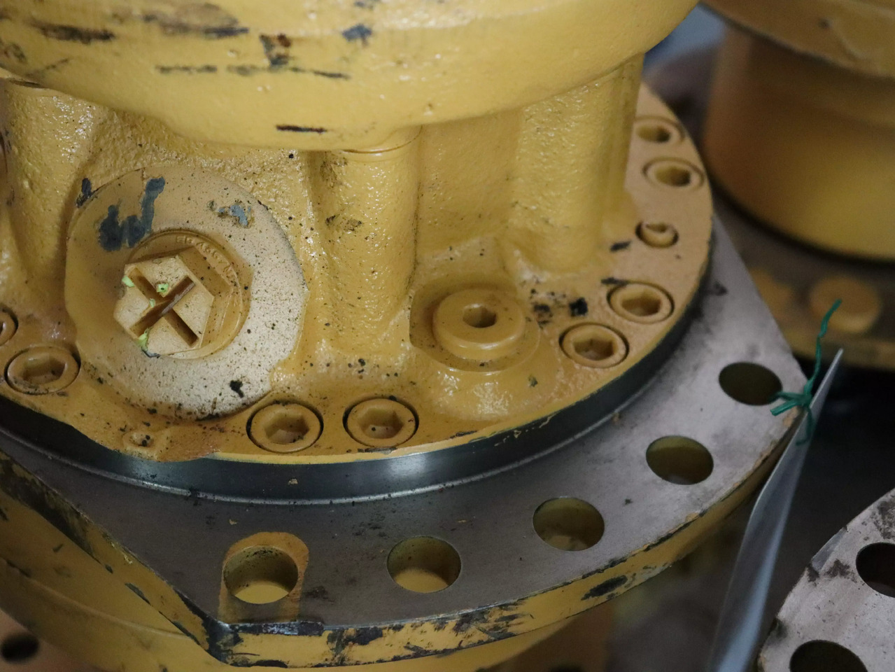 POCLAIN MSE08-2-125-F09-1B10-5EJPW - Motor hidráulico para Maquinaria de construcción: foto 3 POCLAIN MSE08-2-125-F09-1B10-5EJPW - Motor hidráulico para Maquinaria de construcción: foto 3