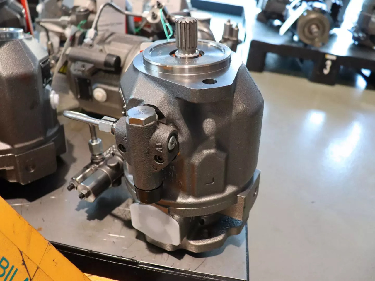 REXROTH A10VO45DFLR/31R-VSC62K01 - Piezas de recambio para Maquinaria de construcción: foto 2 REXROTH A10VO45DFLR/31R-VSC62K01 - Piezas de recambio para Maquinaria de construcción: foto 2
