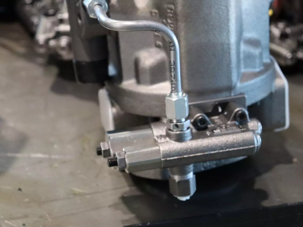REXROTH A10VO28DFLR/31L-VSC62K01 - Bomba hidráulica para Maquinaria de construcción: foto 4 REXROTH A10VO28DFLR/31L-VSC62K01 - Bomba hidráulica para Maquinaria de construcción: foto 4