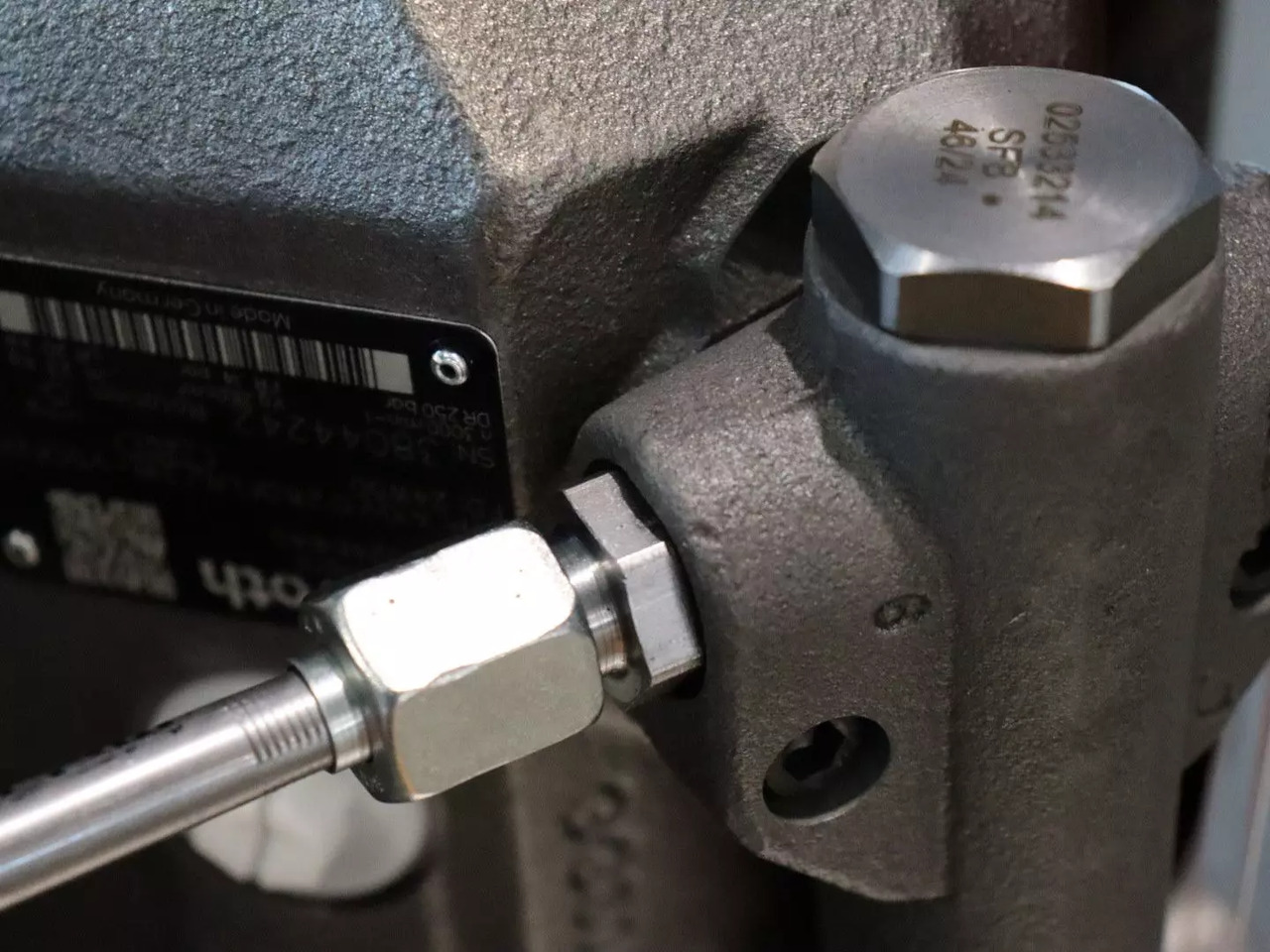REXROTH A10VO28DFLR/31R-VSC62K01 - Motor hidráulico para Maquinaria de construcción: foto 3 REXROTH A10VO28DFLR/31R-VSC62K01 - Motor hidráulico para Maquinaria de construcción: foto 3