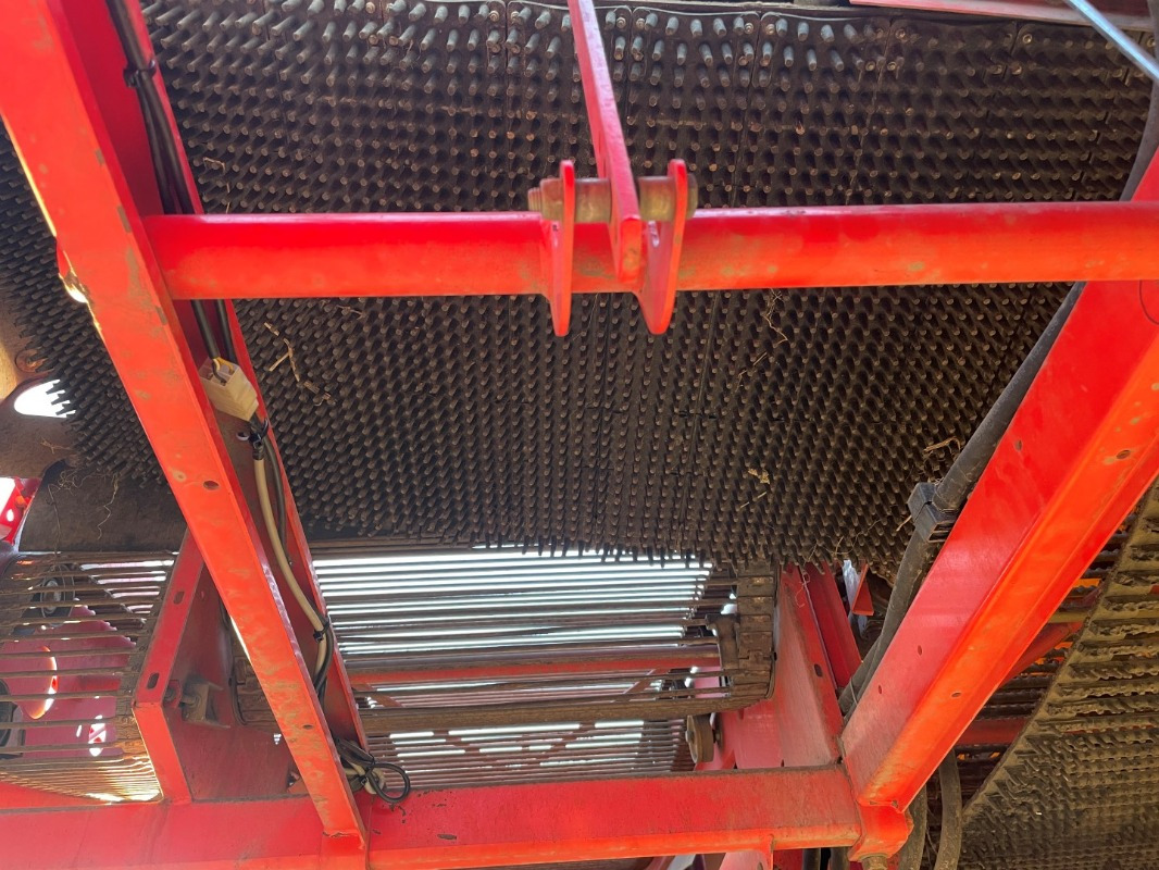 Grimme SE 75-30/40 - Cosechadora: foto 5 Grimme SE 75-30/40 - Cosechadora: foto 5