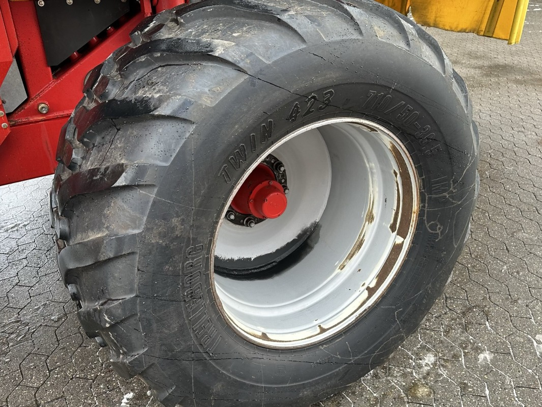 Grimme SE 150-60 NB XXL - Cosechadora: foto 5 Grimme SE 150-60 NB XXL - Cosechadora: foto 5