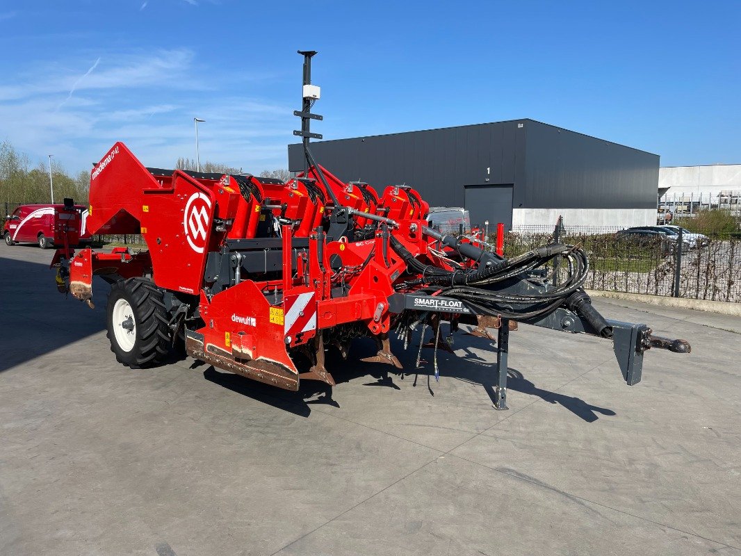 Dewulf CP 42 Trailed SC Compact - Cosechadora: foto 1 Dewulf CP 42 Trailed SC Compact - Cosechadora: foto 1