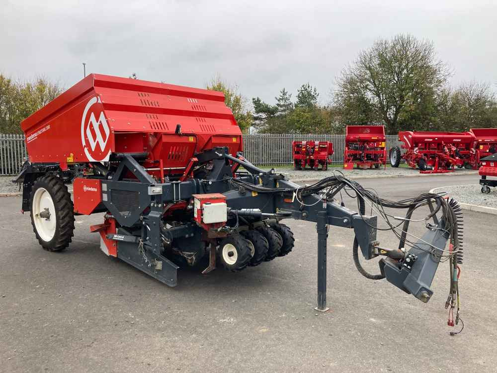 Dewulf Dewulf, MS 2000 RS, 2 Row, Trailed, Belt, Potato Planter - Cosechadora: foto 1 Dewulf Dewulf, MS 2000 RS, 2 Row, Trailed, Belt, Potato Planter - Cosechadora: foto 1