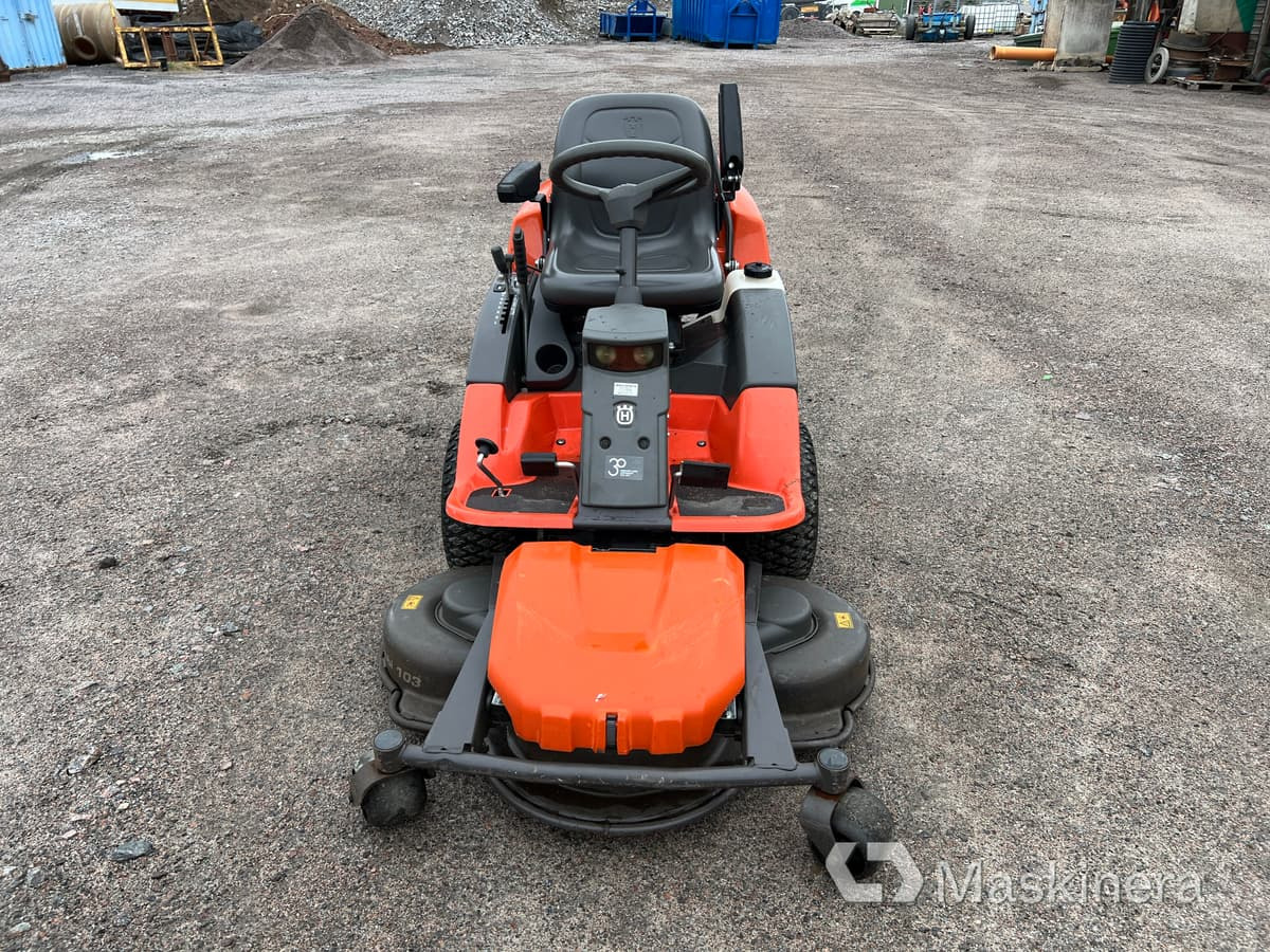 Åkgräsklippare Husqvarna R422 Ts AWD - Cortacésped: foto 2 Åkgräsklippare Husqvarna R422 Ts AWD - Cortacésped: foto 2