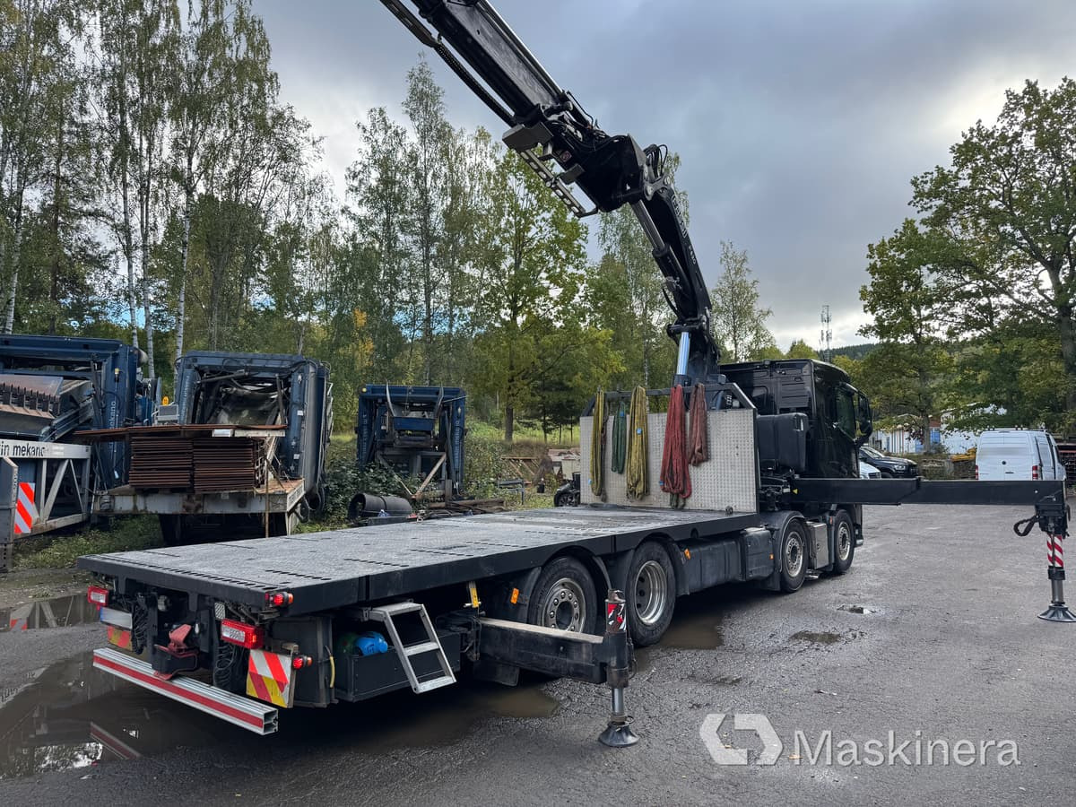 Bodbil Volvo FH 82F med Fassi F820 kran & jib - Camión caja abierta, Camión grúa: foto 5 Bodbil Volvo FH 82F med Fassi F820 kran & jib - Camión caja abierta, Camión grúa: foto 5