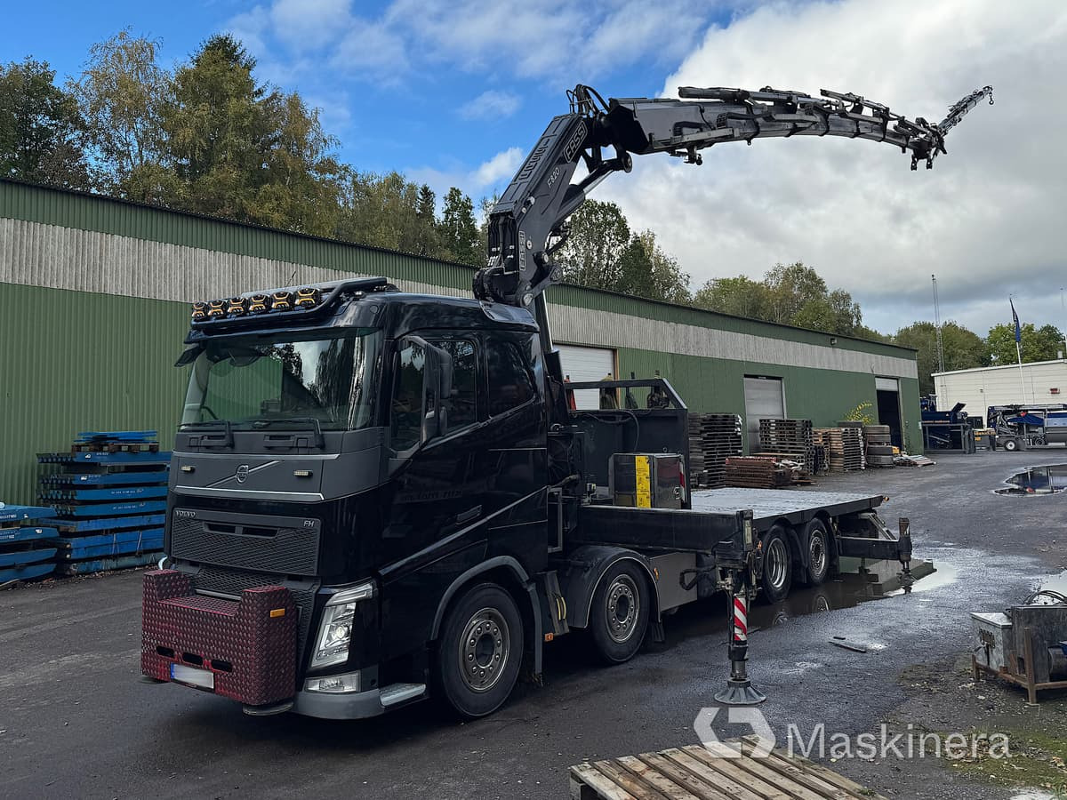 Bodbil Volvo FH 82F med Fassi F820 kran & jib - Camión caja abierta, Camión grúa: foto 1 Bodbil Volvo FH 82F med Fassi F820 kran & jib - Camión caja abierta, Camión grúa: foto 1