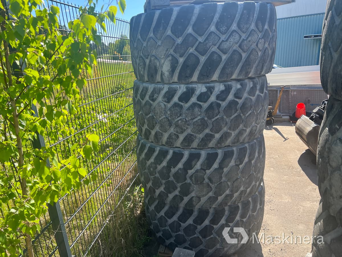Entreprenaddäck Michelin 600/65R25 - Neumático para Maquinaria de construcción: foto 2 Entreprenaddäck Michelin 600/65R25 - Neumático para Maquinaria de construcción: foto 2