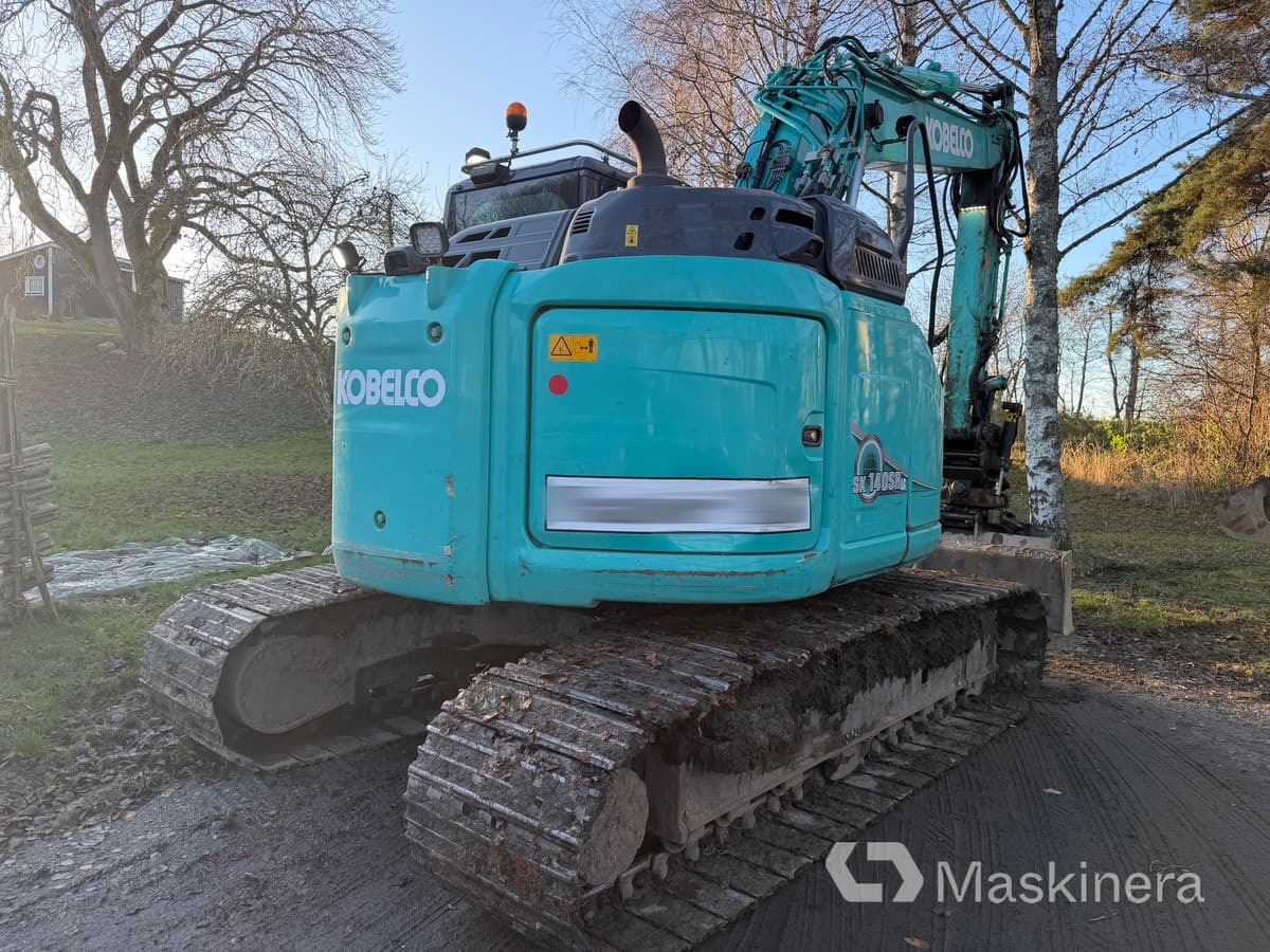 Grävmaskin Kobelco SK140SRLC-5 - Excavadora de cadenas: foto 5 Grävmaskin Kobelco SK140SRLC-5 - Excavadora de cadenas: foto 5