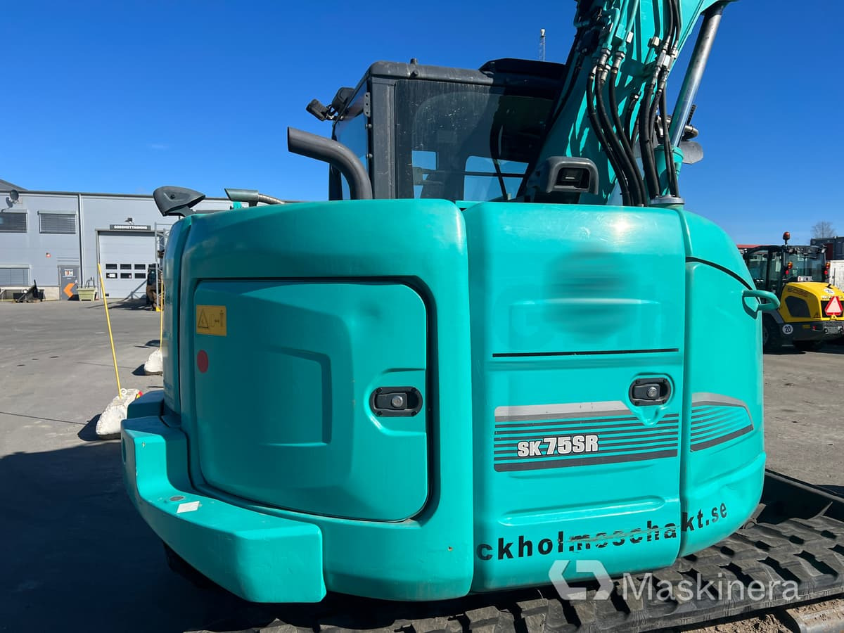 Excavadora de cadenas Grävmaskin Kobelco SK75SR-3E: foto 13