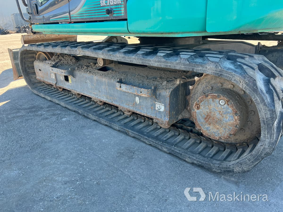 Excavadora de cadenas Grävmaskin Kobelco SK75SR-3E: foto 41