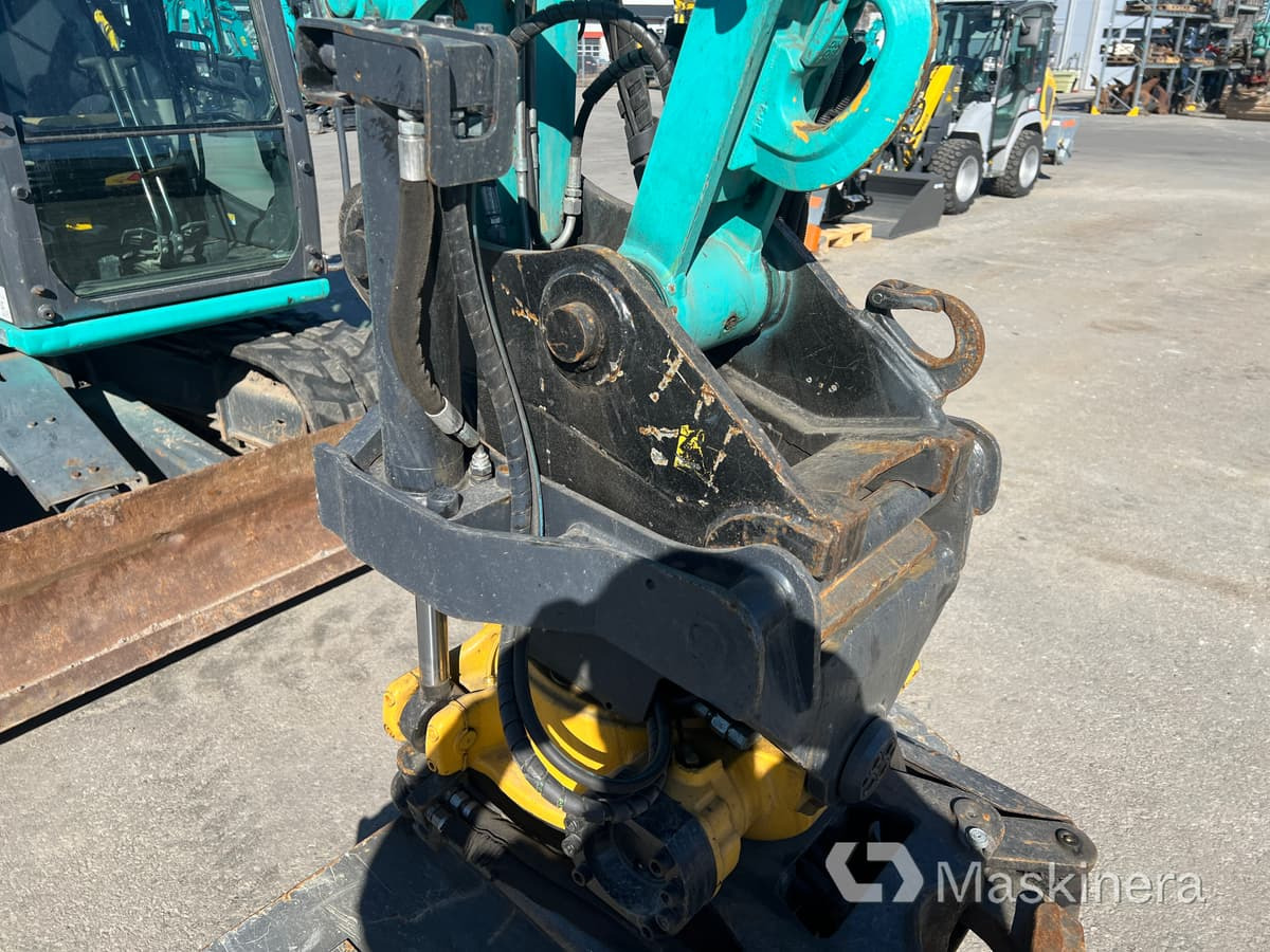 Excavadora de cadenas Grävmaskin Kobelco SK75SR-3E: foto 29