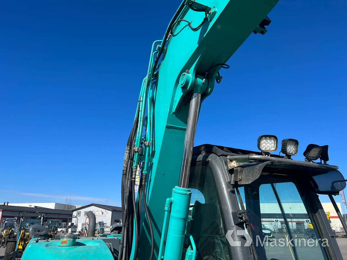 Excavadora de cadenas Grävmaskin Kobelco SK75SR-3E: foto 31
