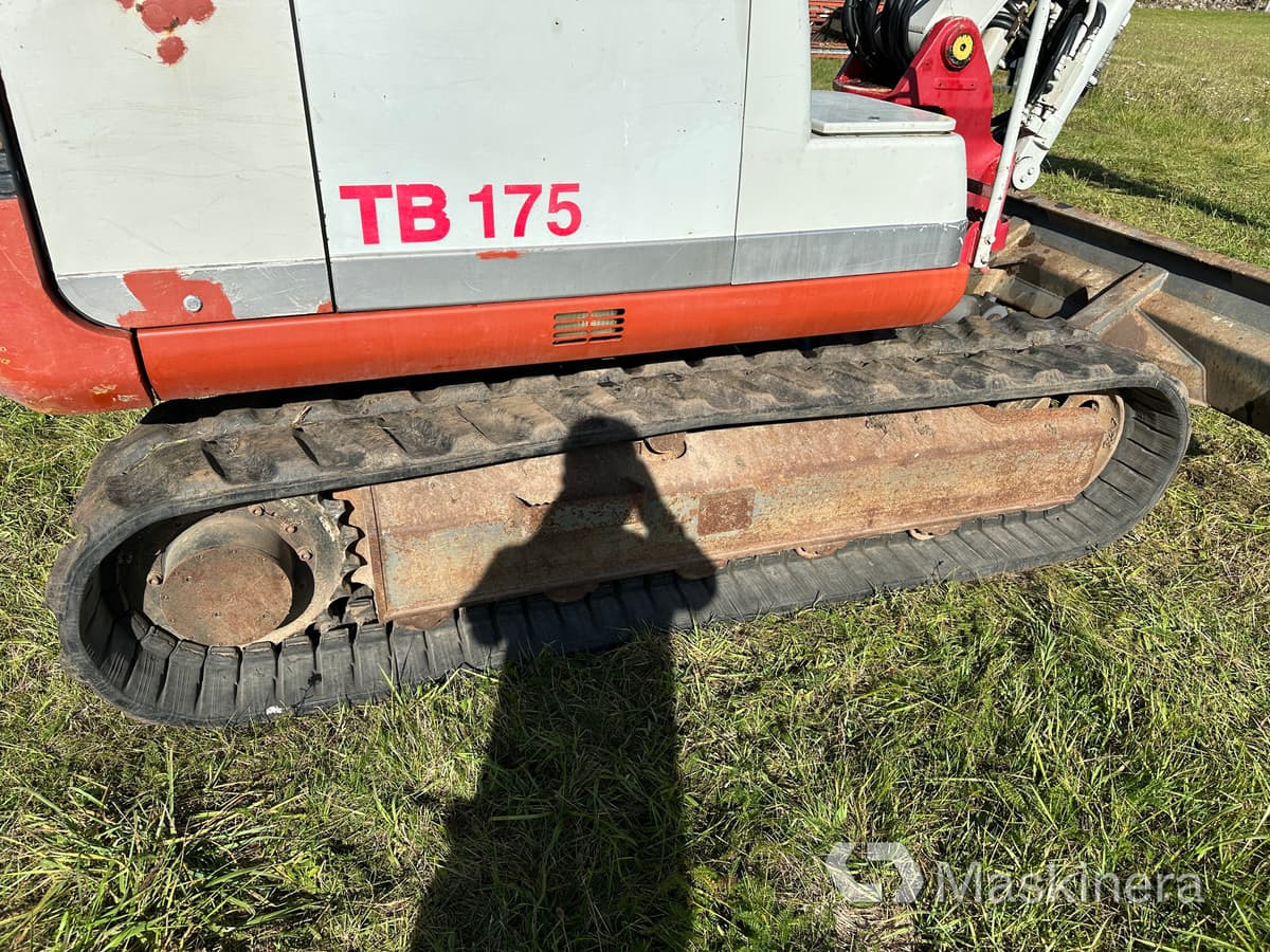 Leasing de Grävmaskin Takeuchi TB175 Grävmaskin Takeuchi TB175: foto 33 Leasing de Grävmaskin Takeuchi TB175 Grävmaskin Takeuchi TB175: foto 33