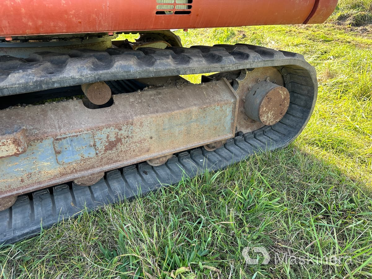 Leasing de Grävmaskin Takeuchi TB175 Grävmaskin Takeuchi TB175: foto 31 Leasing de Grävmaskin Takeuchi TB175 Grävmaskin Takeuchi TB175: foto 31