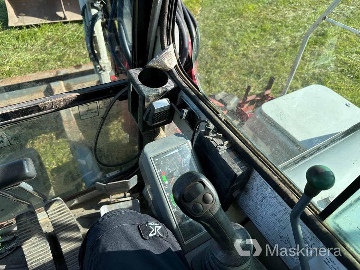 Leasing de Grävmaskin Takeuchi TB175 Grävmaskin Takeuchi TB175: foto 11 Leasing de Grävmaskin Takeuchi TB175 Grävmaskin Takeuchi TB175: foto 11