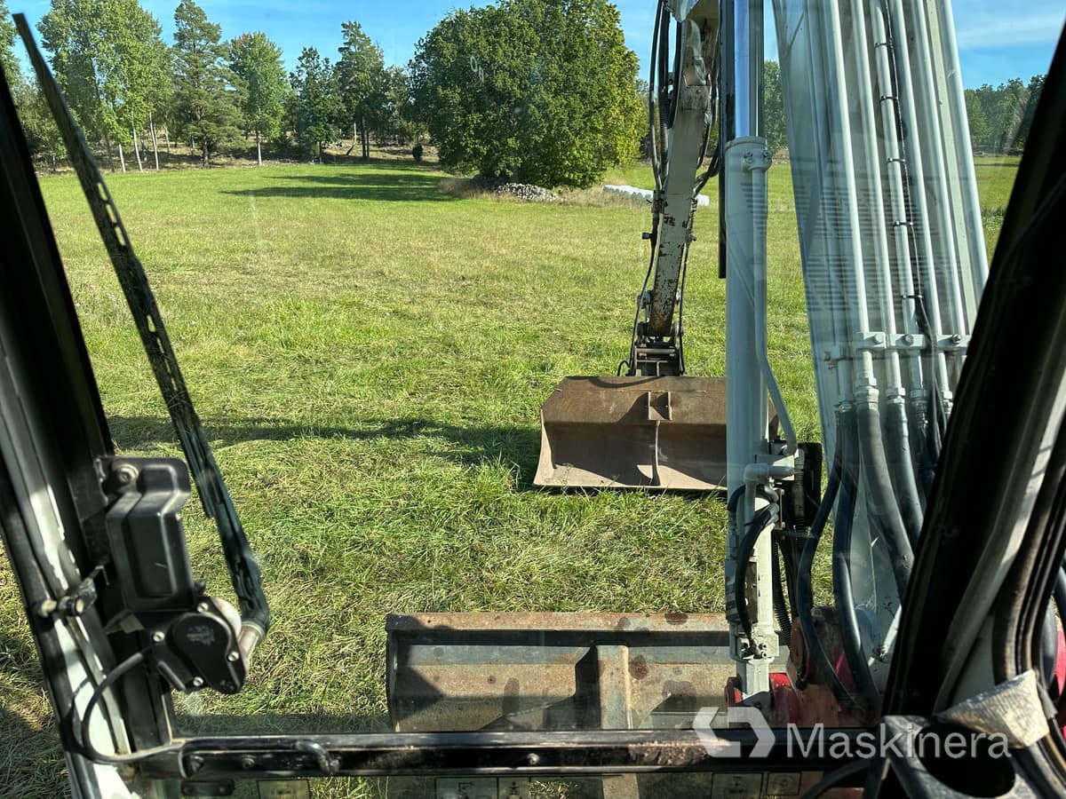 Leasing de Grävmaskin Takeuchi TB175 Grävmaskin Takeuchi TB175: foto 12 Leasing de Grävmaskin Takeuchi TB175 Grävmaskin Takeuchi TB175: foto 12