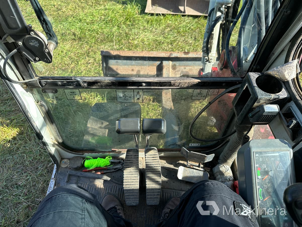 Leasing de Grävmaskin Takeuchi TB175 Grävmaskin Takeuchi TB175: foto 10 Leasing de Grävmaskin Takeuchi TB175 Grävmaskin Takeuchi TB175: foto 10