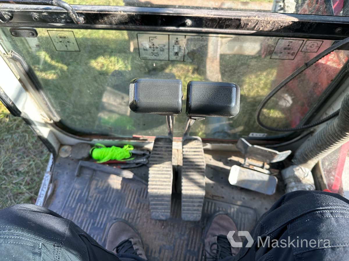 Leasing de Grävmaskin Takeuchi TB175 Grävmaskin Takeuchi TB175: foto 25 Leasing de Grävmaskin Takeuchi TB175 Grävmaskin Takeuchi TB175: foto 25