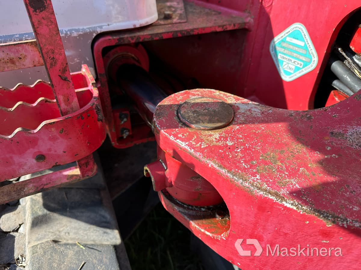 Leasing de Grävmaskin Takeuchi TB175 Grävmaskin Takeuchi TB175: foto 49 Leasing de Grävmaskin Takeuchi TB175 Grävmaskin Takeuchi TB175: foto 49