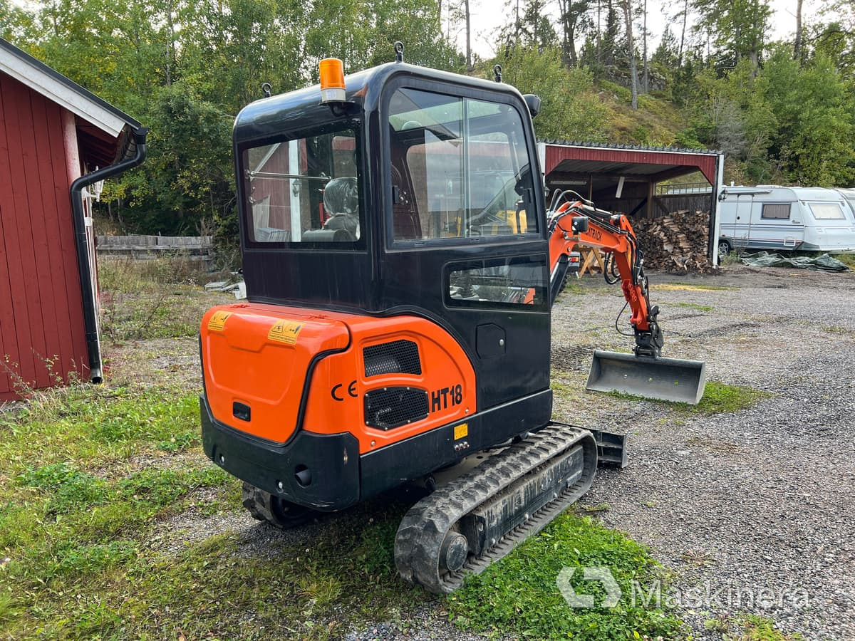 Minigrävare Excatrack HT18 - Excavadora de cadenas: foto 5 Minigrävare Excatrack HT18 - Excavadora de cadenas: foto 5