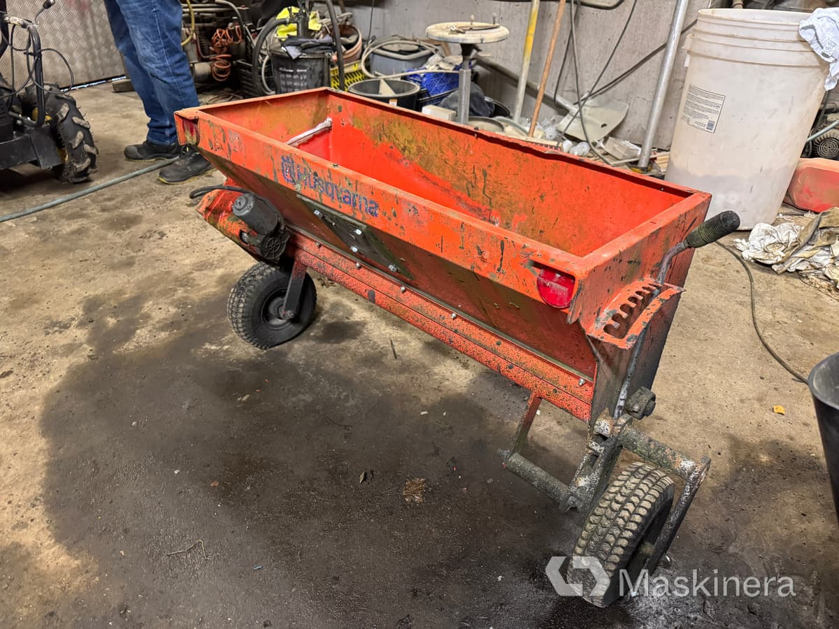 Sandspridare Husqvarna Kova S1001 - Esparcidor de sal: foto 1 Sandspridare Husqvarna Kova S1001 - Esparcidor de sal: foto 1