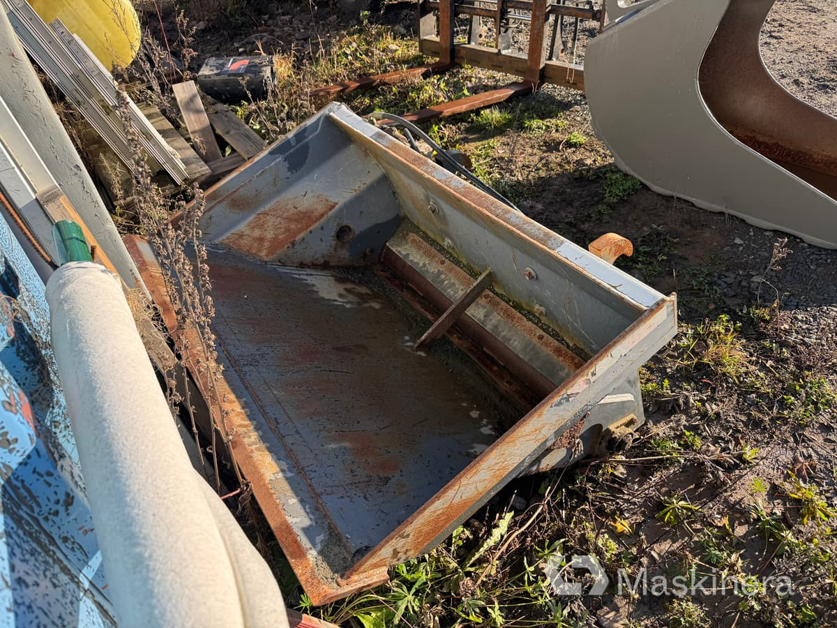 Sandspridarskopa Snowstar HK400 Trima / Lilla kramerfästet - Esparcidor de sal: foto 3 Sandspridarskopa Snowstar HK400 Trima / Lilla kramerfästet - Esparcidor de sal: foto 3