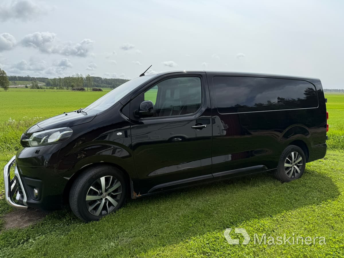 Skåpbil Toyota Proace 2,0 D - Furgón: foto 1 Skåpbil Toyota Proace 2,0 D - Furgón: foto 1
