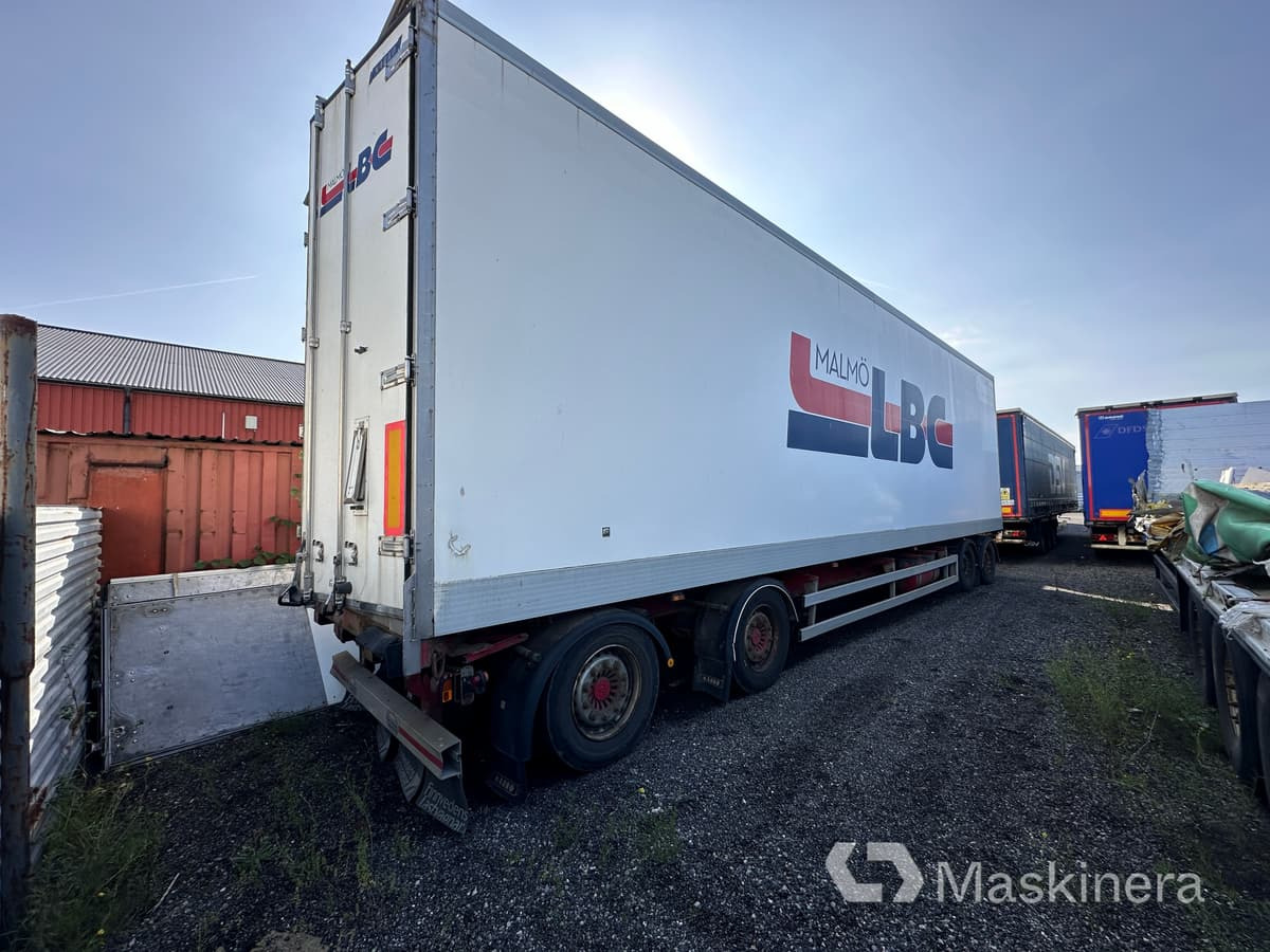 Skåpsläp Närko D4HB13N62 - Remolque caja cerrada: foto 1 Skåpsläp Närko D4HB13N62 - Remolque caja cerrada: foto 1