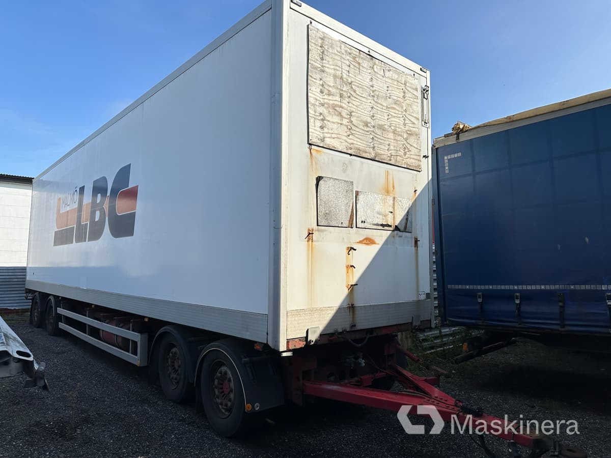 Skåpsläp Närko D4HB13N62 - Remolque caja cerrada: foto 2 Skåpsläp Närko D4HB13N62 - Remolque caja cerrada: foto 2