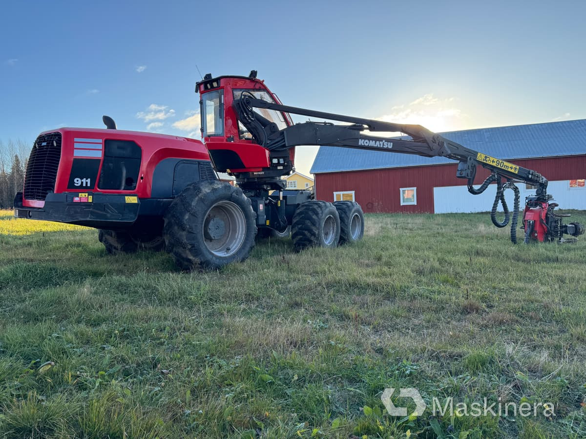 Skördare Komatsu XH 911 CX-6 - Procesadora forestal: foto 5 Skördare Komatsu XH 911 CX-6 - Procesadora forestal: foto 5