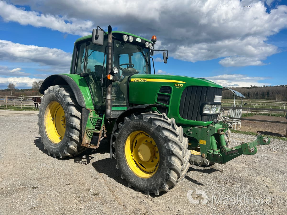 Traktor John Deere 6930 Premium med frontlyft - Tractor: foto 3 Traktor John Deere 6930 Premium med frontlyft - Tractor: foto 3