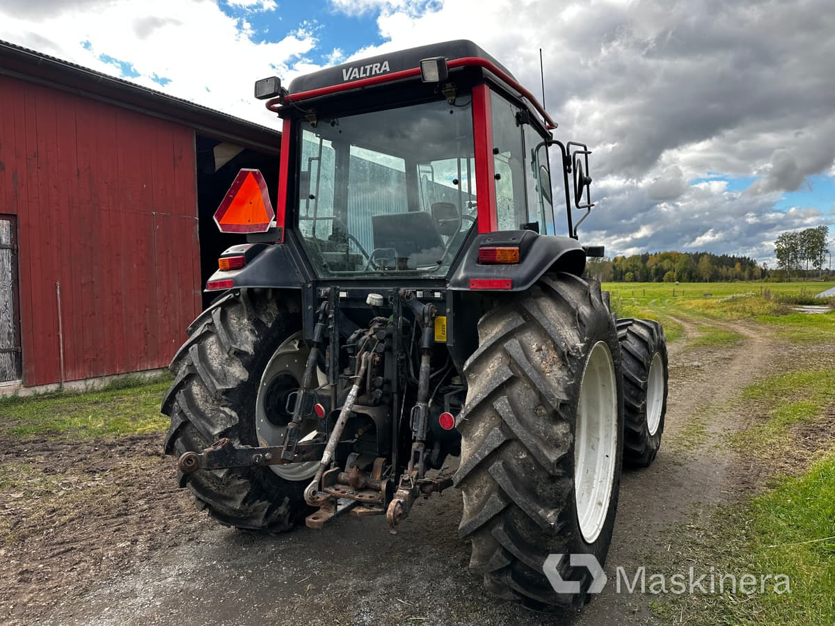 Traktor Valmet 700 - Tractor: foto 5 Traktor Valmet 700 - Tractor: foto 5