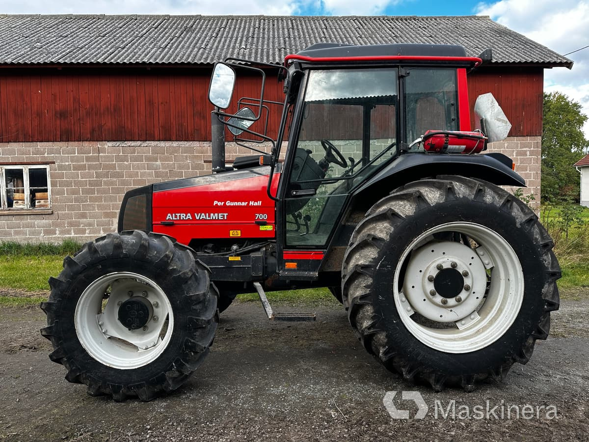 Traktor Valmet 700 - Tractor: foto 2 Traktor Valmet 700 - Tractor: foto 2