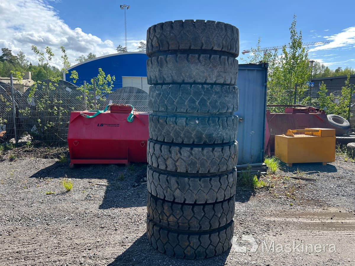 Trelleborg 10.00-20 NHS Däck med fälg Dubbelmontage Trelleborg 10.00-20 - Rueda completa: foto 3 Trelleborg 10.00-20 NHS Däck med fälg Dubbelmontage Trelleborg 10.00-20 - Rueda completa: foto 3