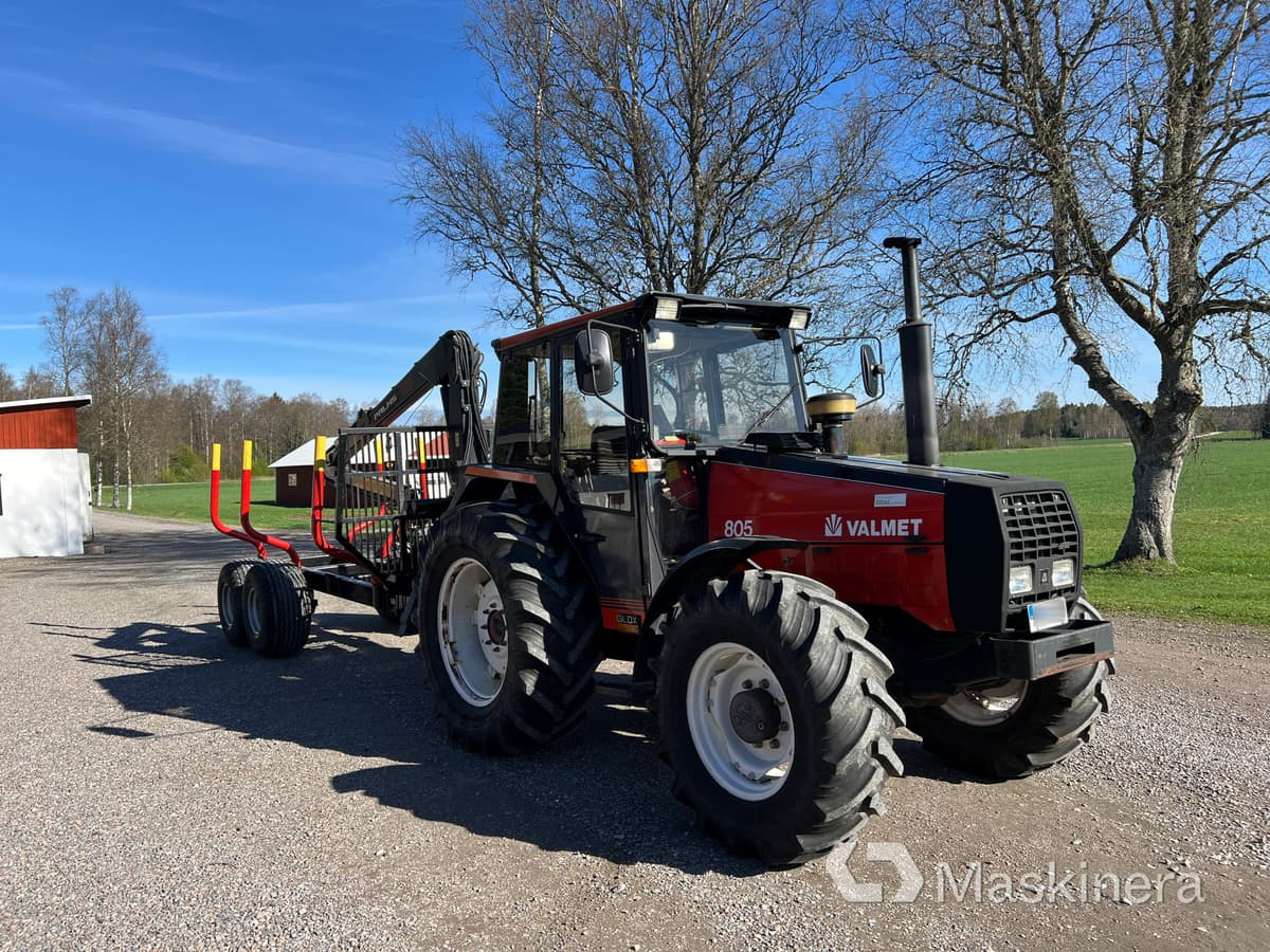 Valmet 805 / Palms 675 Traktor Valmet 805 med Skogsvagn Palms 675 - Tractor: foto 3 Valmet 805 / Palms 675 Traktor Valmet 805 med Skogsvagn Palms 675 - Tractor: foto 3